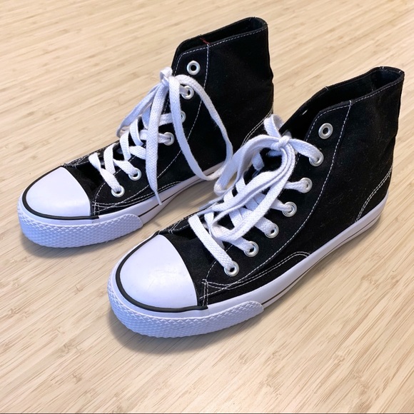 Airwalk Shoes - Airwalk High Top Sneakers